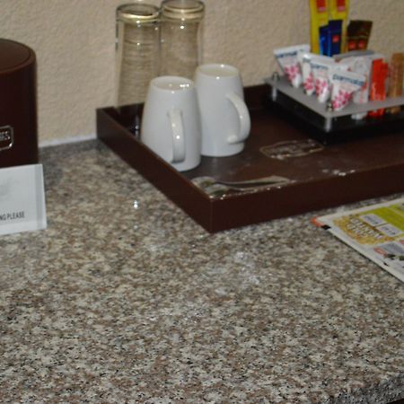 Desroches Hotel マーゲート エクステリア 写真
