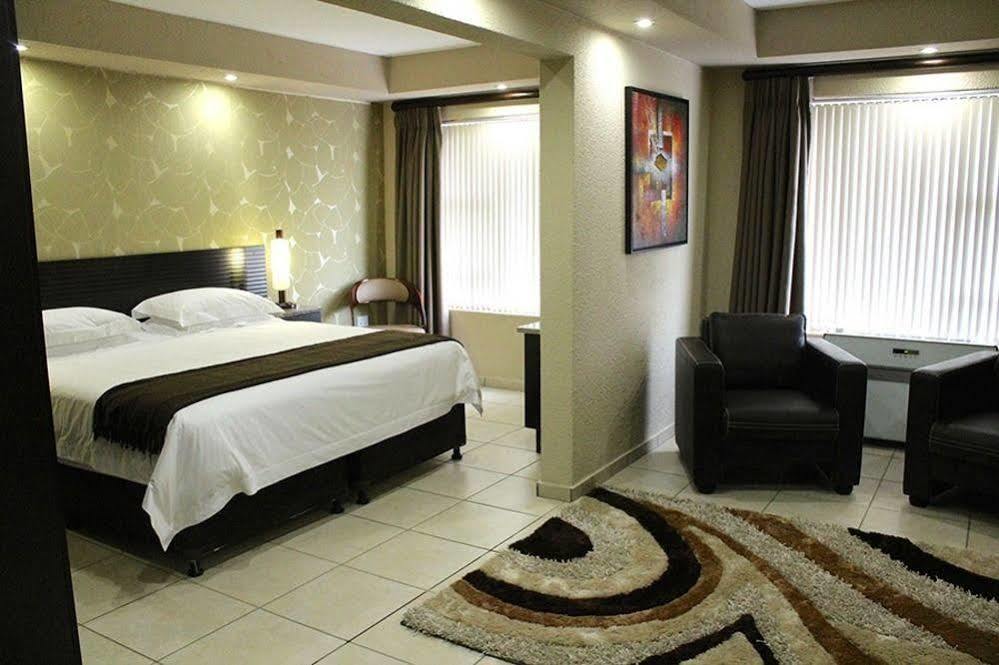 Desroches Hotel マーゲート エクステリア 写真
