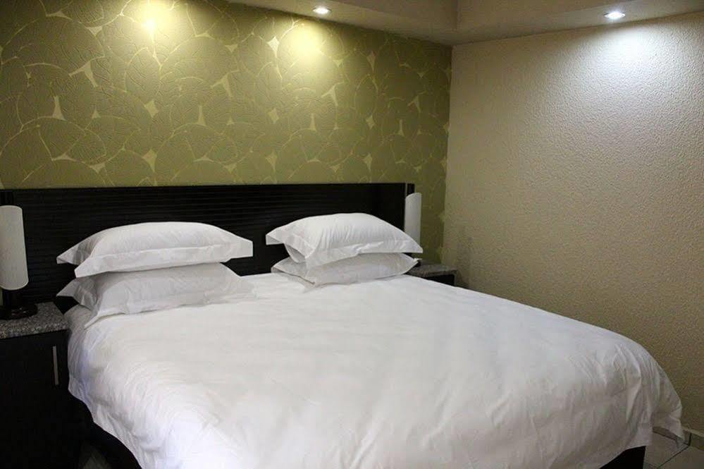 Desroches Hotel マーゲート エクステリア 写真